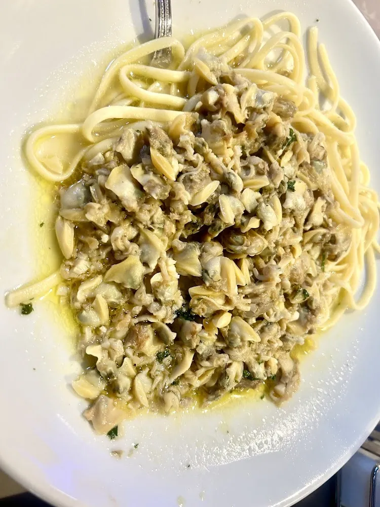 Clams with Linguine